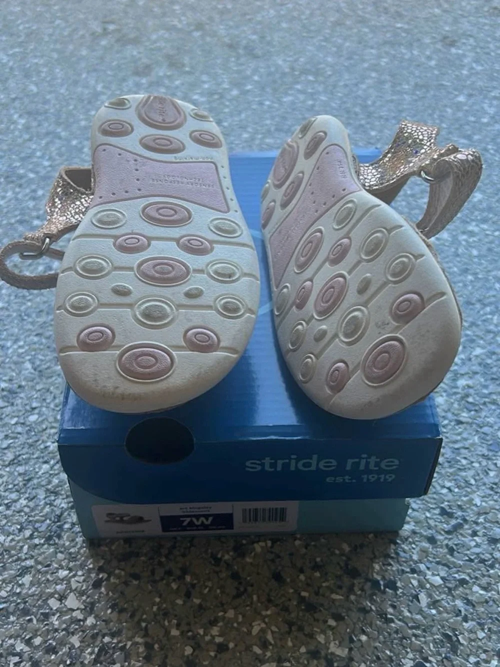 Stride Rite Girls' Rose Gold Glitter Sandals